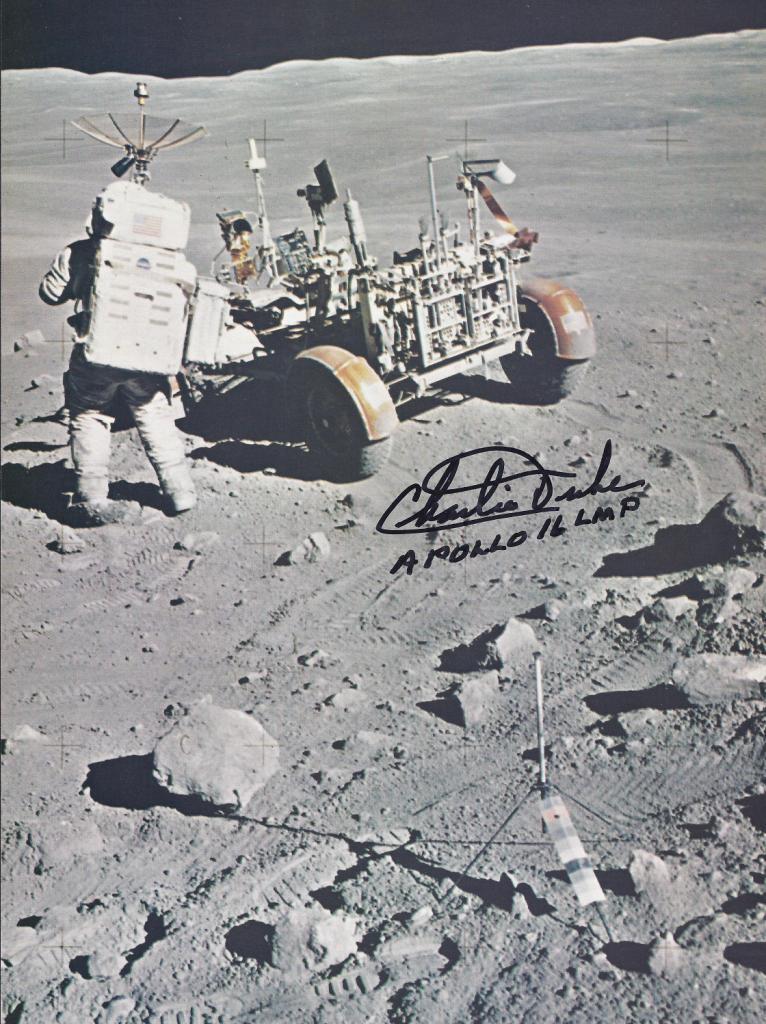 CHARLIE DUKE APOLLO 16 ASTRONAUT SIGNED 10x8 Photo Poster paintingGRAPH 3 UACC & AFTAL RD