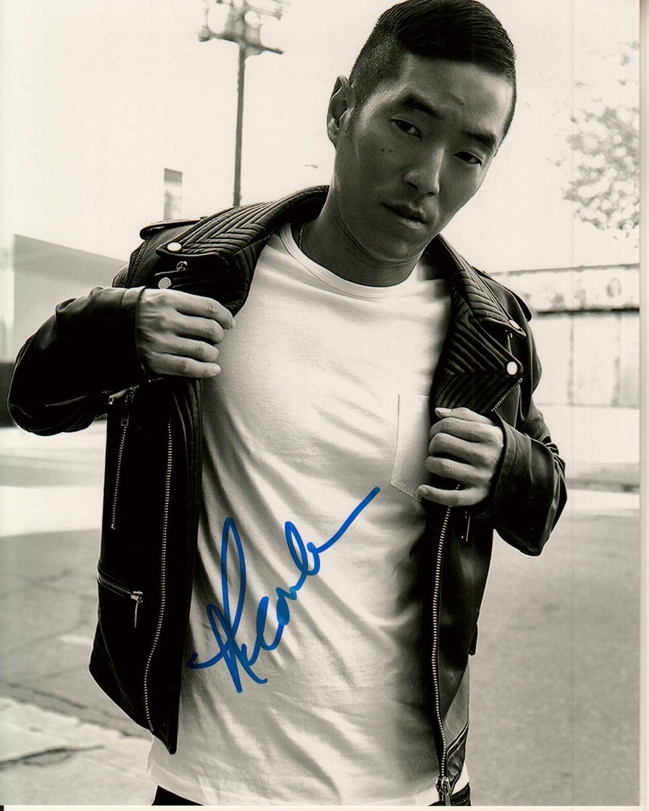 LEONARDO NAM hand-signed FANTASTIC 8x10 CLOSEUP uacc rd coa STUNNING authentic