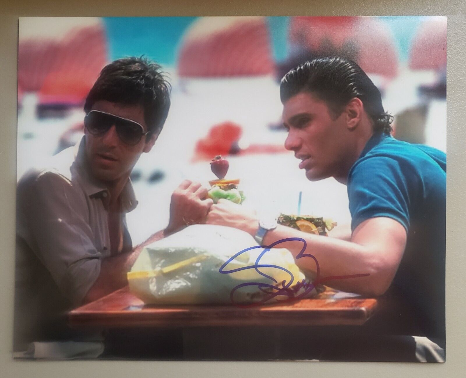 Steven Bauer autograph 8x10 in Scarface