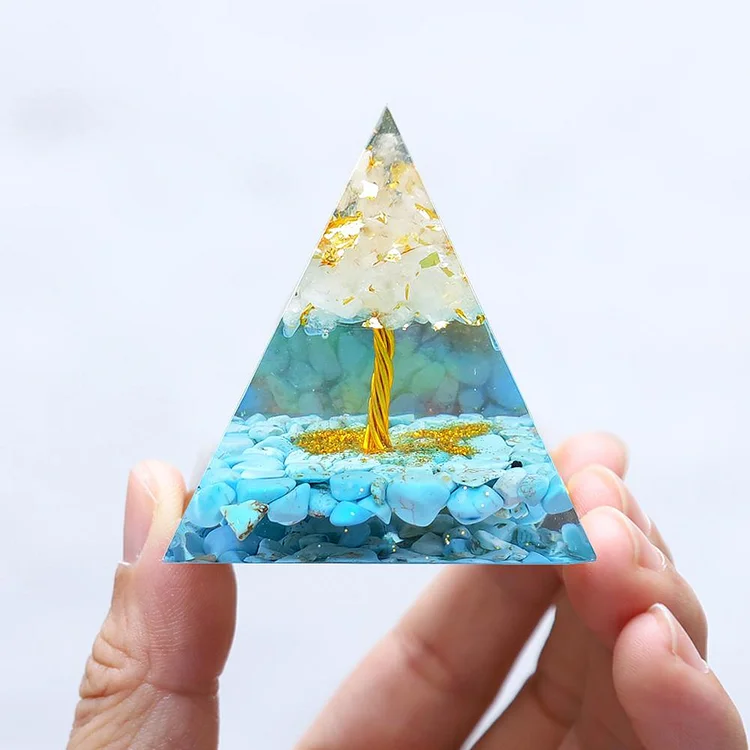 Crystal Energy Orgone Pyramid Mold Wealth Prosperity Peridot Heal Gem (5cm)