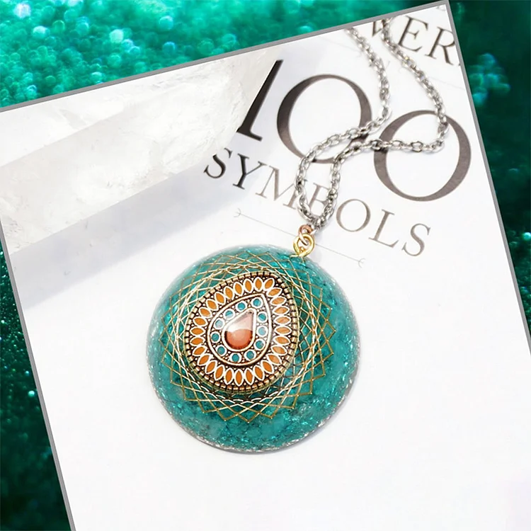 LIGHT OF MYSTERY Green Aventurine Orgone Necklace