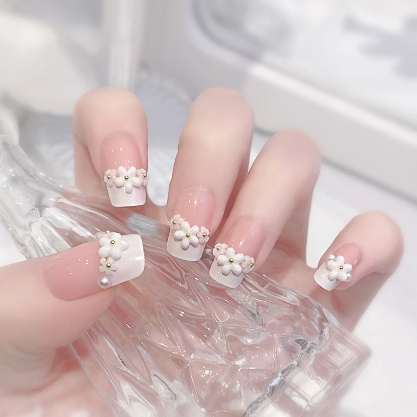 Bayuyun 24Pcs/Set Coffee Leopard French Fake Nails with Diamonds Japan Korean Artificial Acrylic Press on Nails Removable Stick on Nails