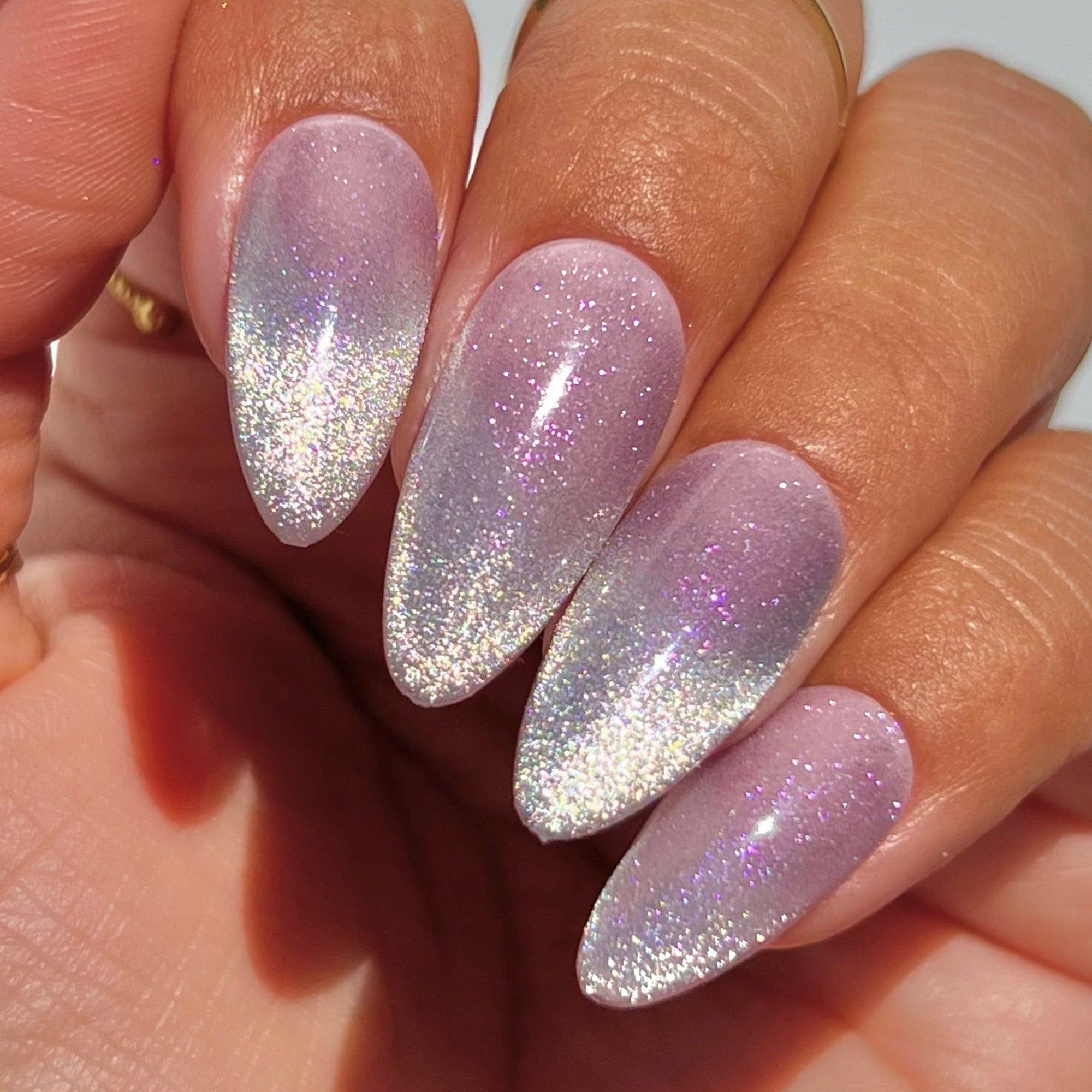 Hourglass Nails Have Gone Viral – Try These 8 Designs Now