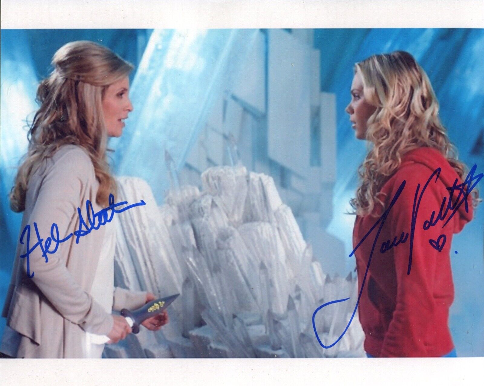 Laura Vandervoort & Helen Slater cast signed SMALLVILLE 8x10 Photo Poster painting