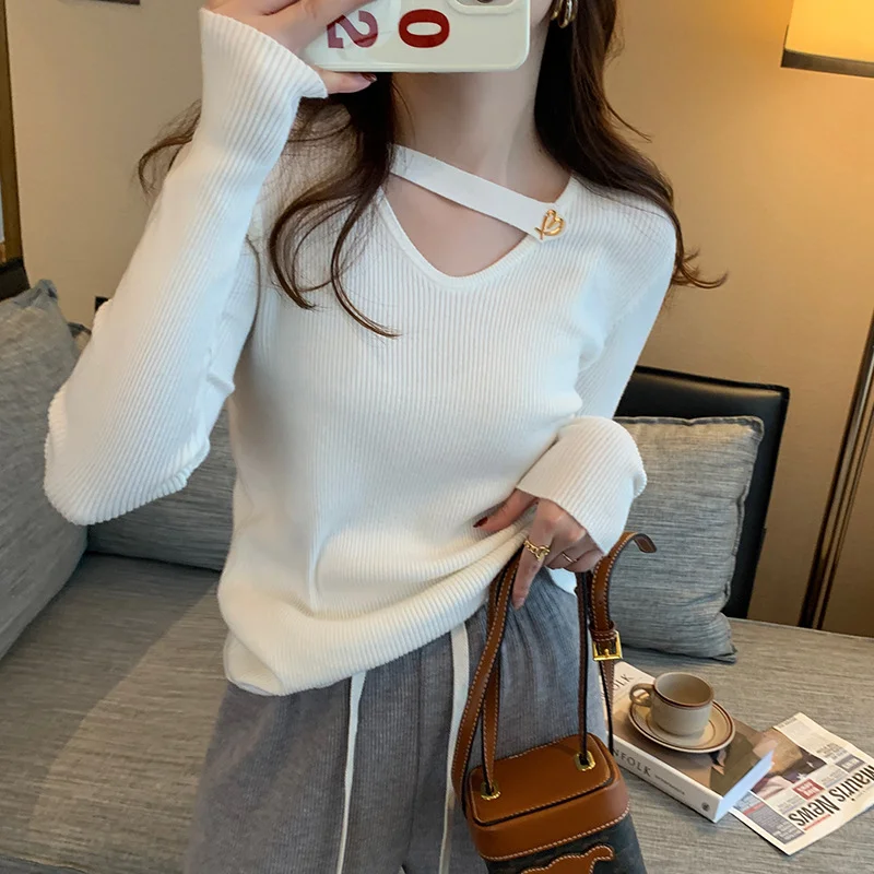 Brownm Brownm Sweater Bottoming Shirt Women Autumn And Winter High-End French Collar Collar Collar Hollow Knitting Top