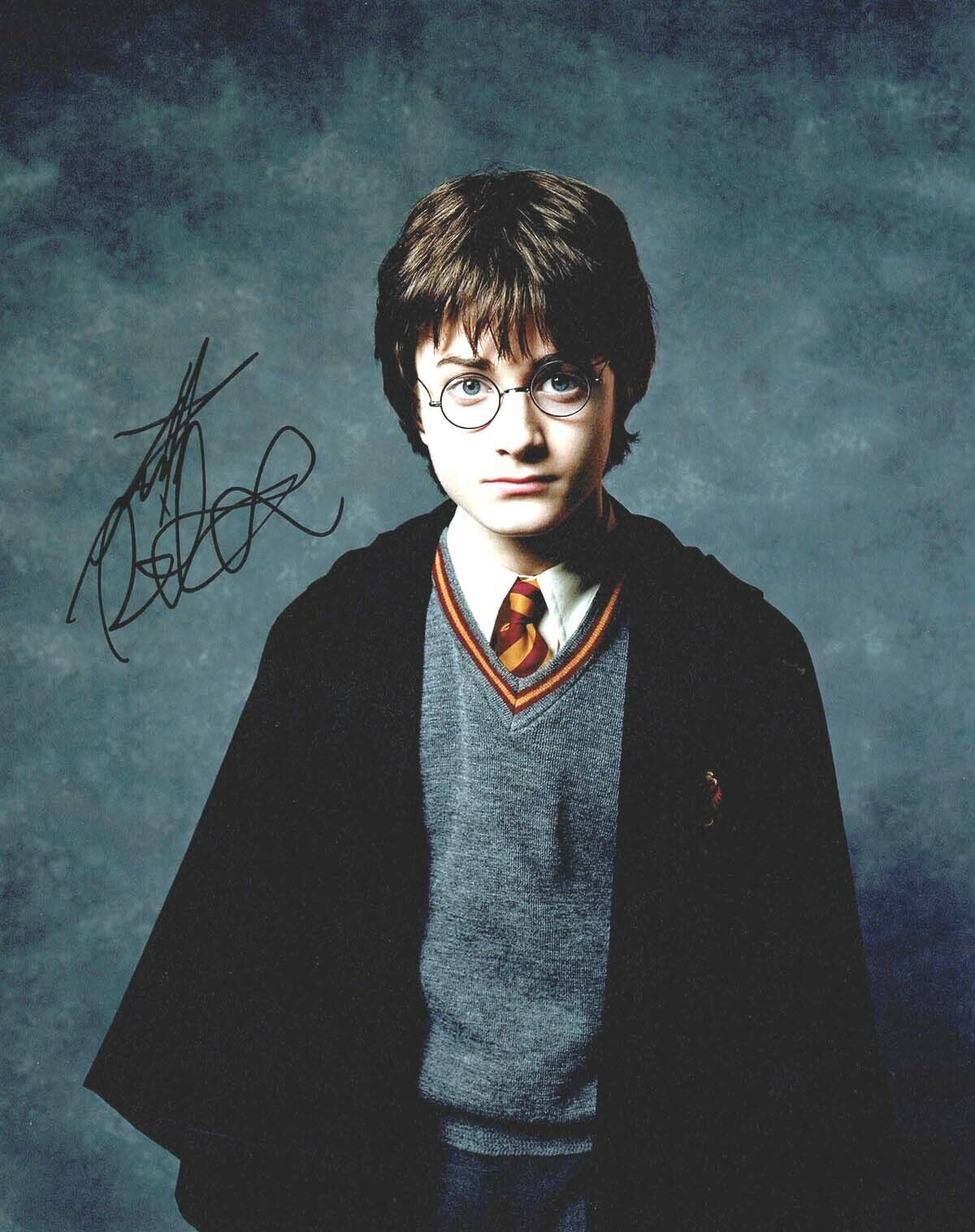 Daniel RADCLIFFE Signed 10 x 8 Photo Poster painting Autograph AFTAL COA Harry Potter