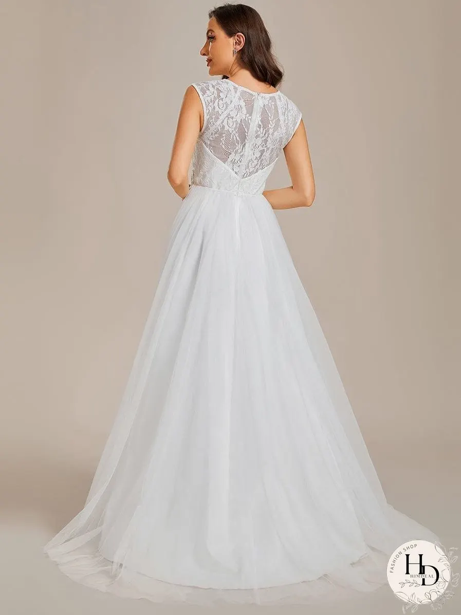 Chic Lace Round Neck Bridal Gowns