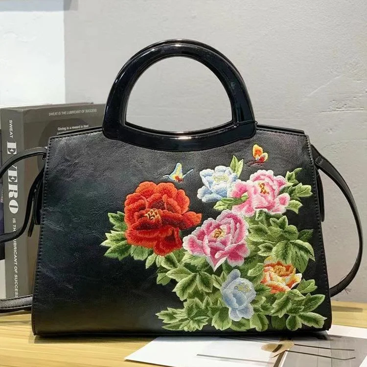 MOTAORA Vintage Women Shoulder Bag 2022 New Chinese Style Embroidery Handbag Female Large Capacity Leather Retro Crossbody Bags