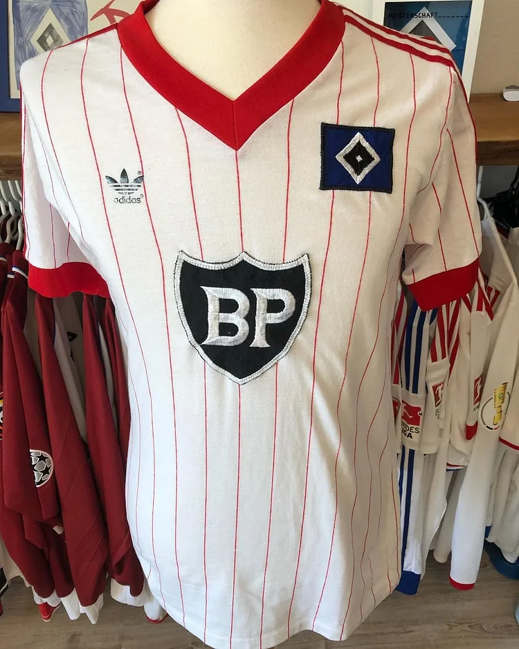 Retro 1983/84 Hamburg home jersey