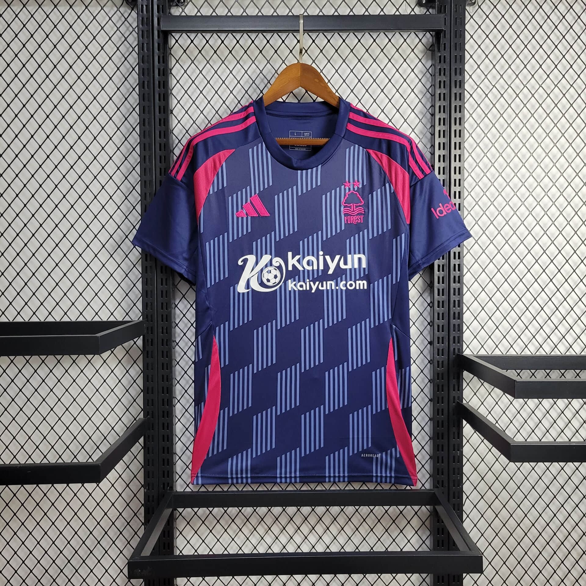 Nottingham Forest 24-25 Away Jersey - Fans Version