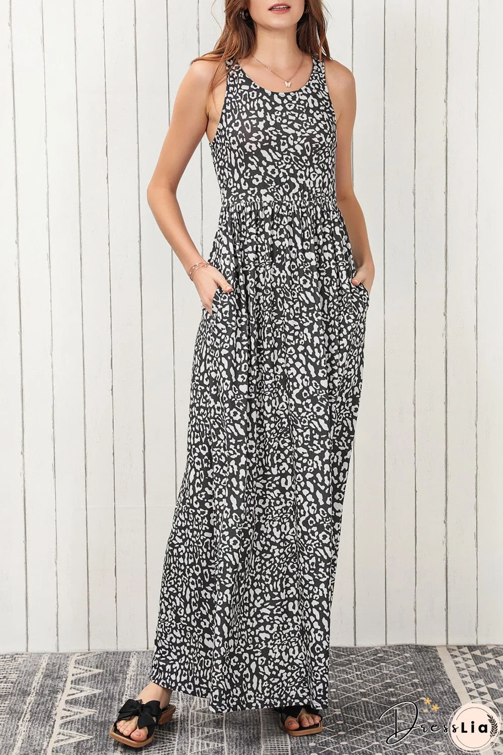 Sleeveless Maxi Dress with Pockets