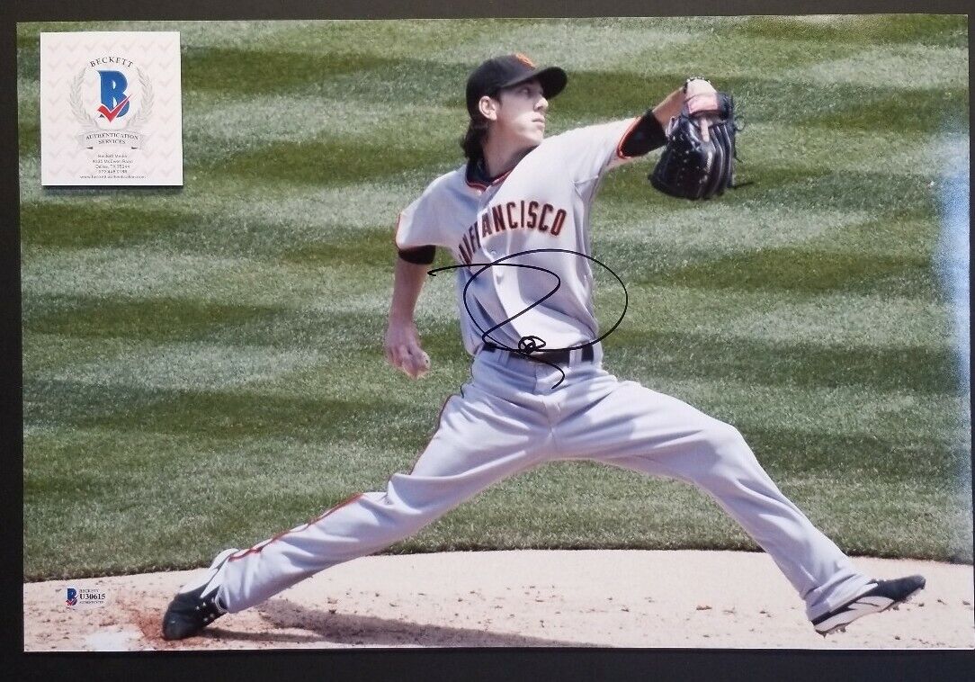 TIM LINCECUM Autographed SAN FRANCISCO GIANTS, THE FREAK 12x18 Photo Poster painting. BECKETT