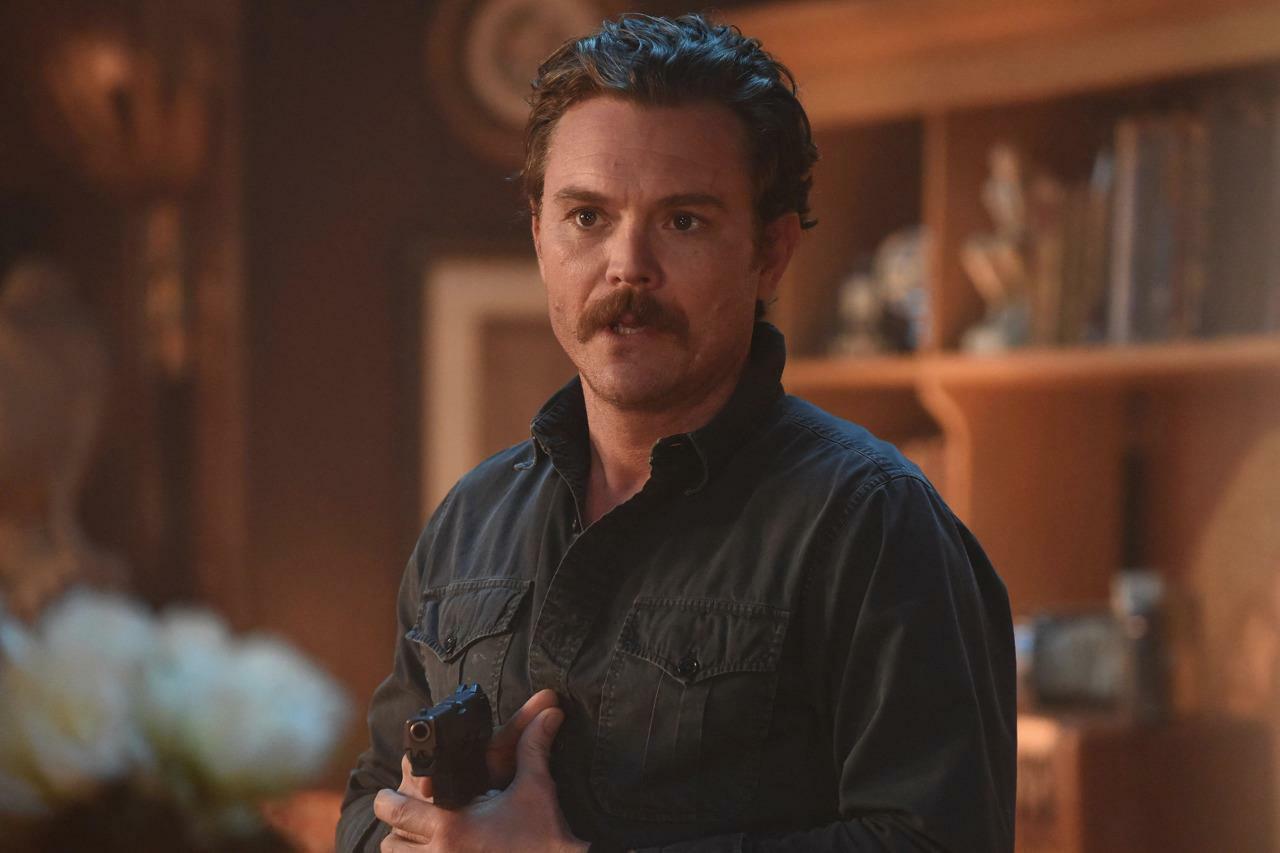 Clayne Crawford 8x10 Picture Simply Stunning Photo Poster painting Gorgeous Celebrity #25