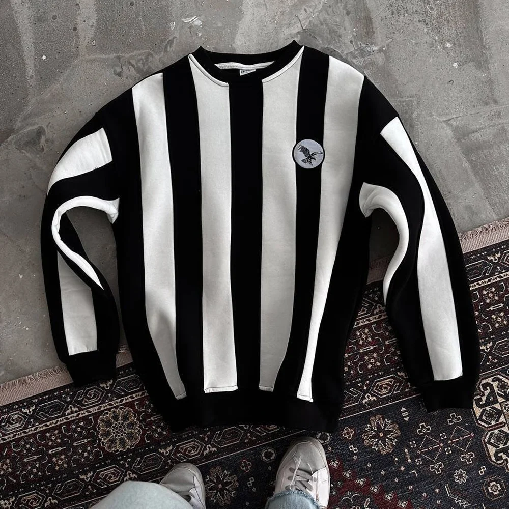 Oversized Unisex Stripe Print Casual Contrast Sweatshirt