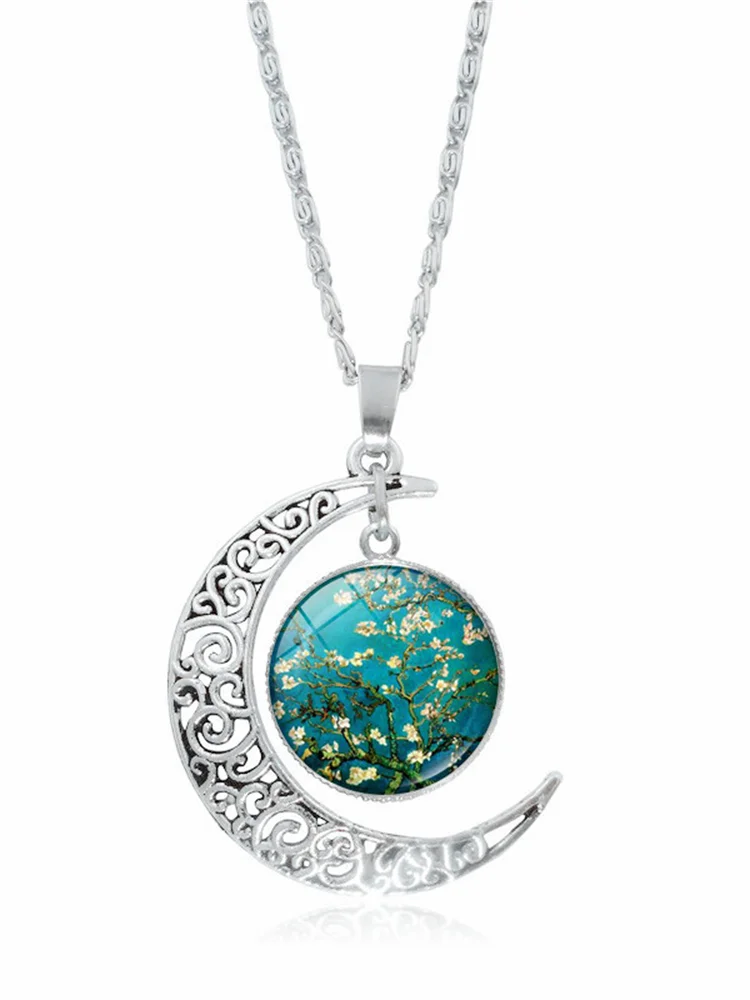 VChics Oil Painting Moon Carving Necklace