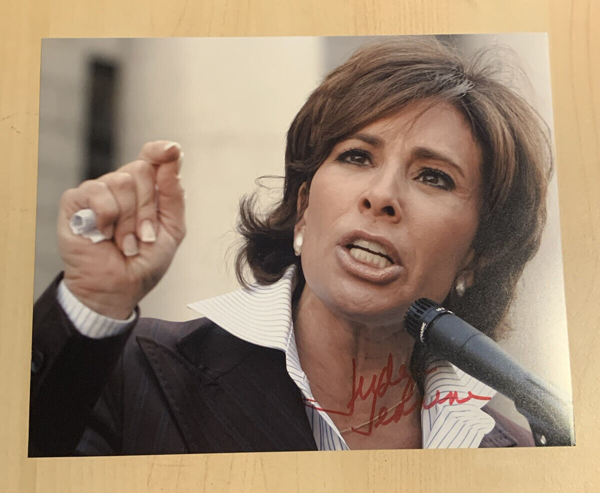 JUDGE JEANINE PIRRO SIGNED 8x10 Photo Poster painting ACTRESS AUTOGRAPHED TV STAR SHOW COA