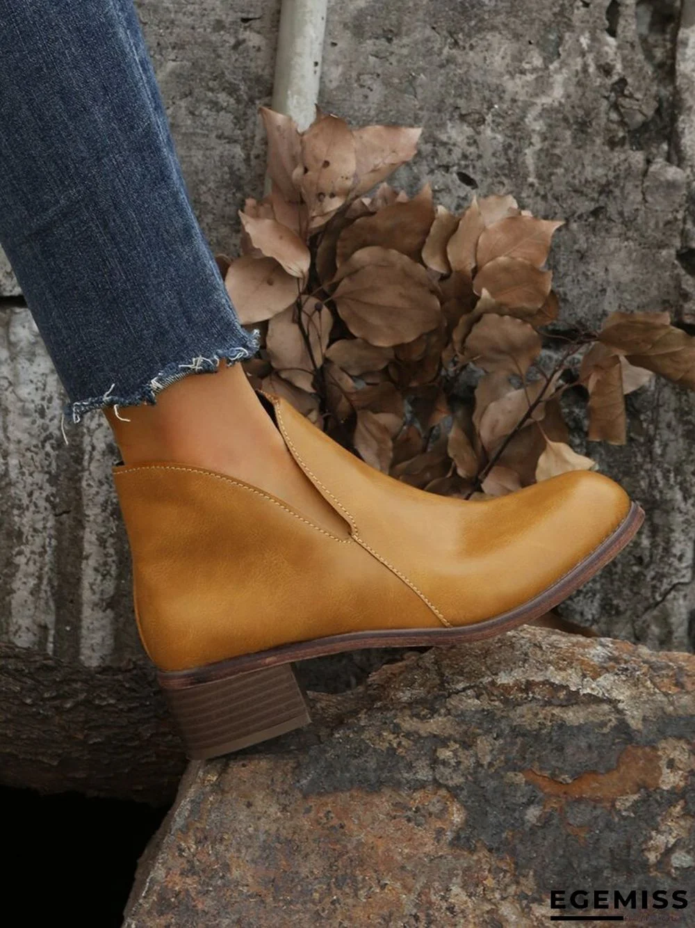 Retro Distressed Polished Color Zipper Thick Heel Pointed Ankle Boots | EGEMISS