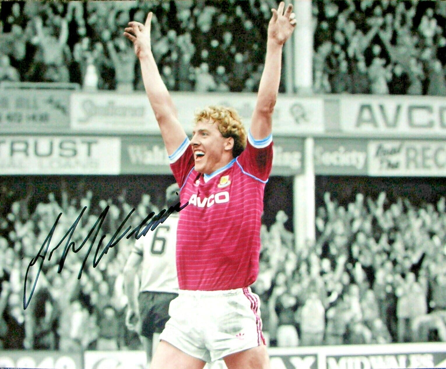 FRANK McAVENNIE SIGNED WEST HAM UNITED 16x12 FOOTBALL Photo Poster painting HAMMERS COA & PROOF