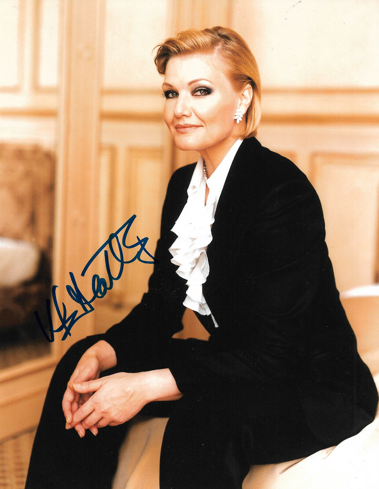 Karita Mattila Opera signed 8x10 inch Photo Poster painting autograph