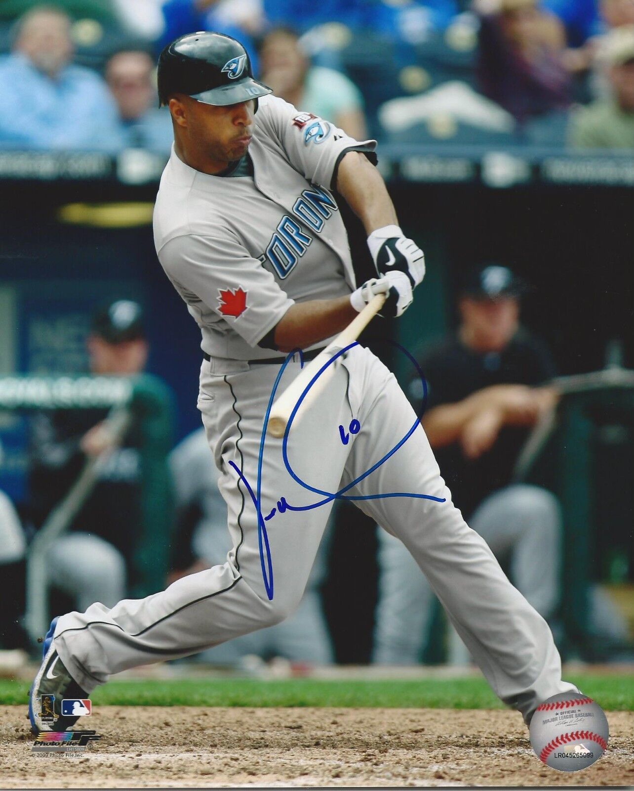 **GFA Toronto Blue Jays *VERNON WELLS Signed 8x10 Photo Poster painting AD1 COA**