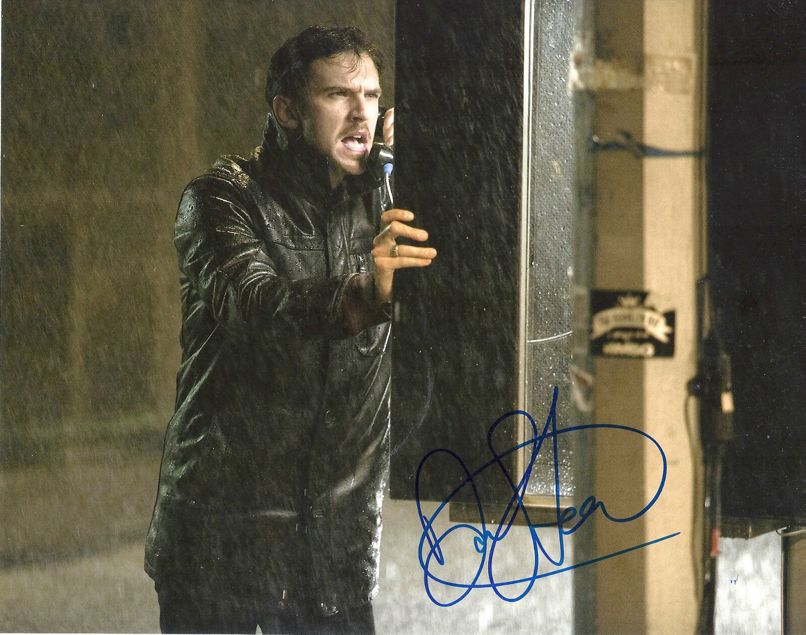 DAN STEVENS 'WALK AMONG THE TOMBSTONES' KRISTO SIGNED 8X10 PICTURE 4 *COA