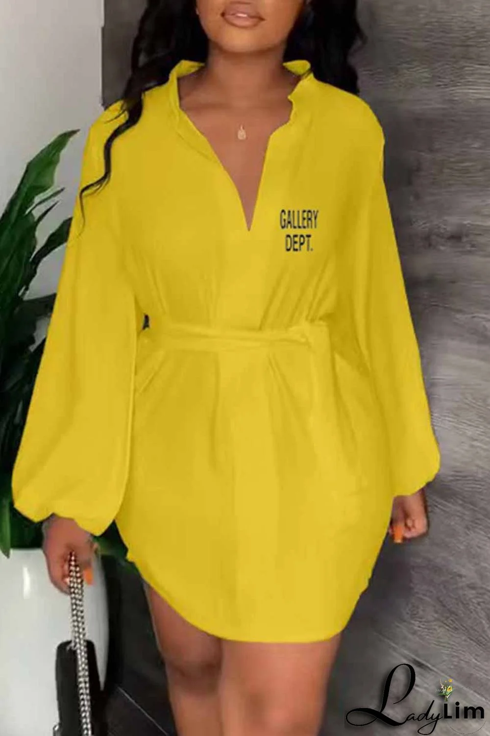 White Casual Print Letter With Belt V Neck One Step Skirt Dresses