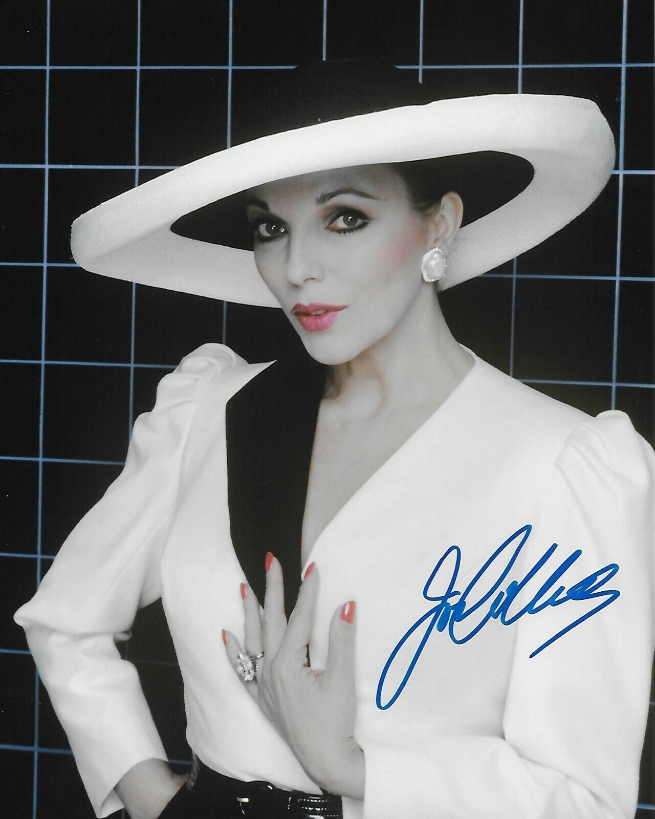 Joan Collins Dynasty Original Autographed 8X10 Photo Poster painting #13 signed @Hollywood Show