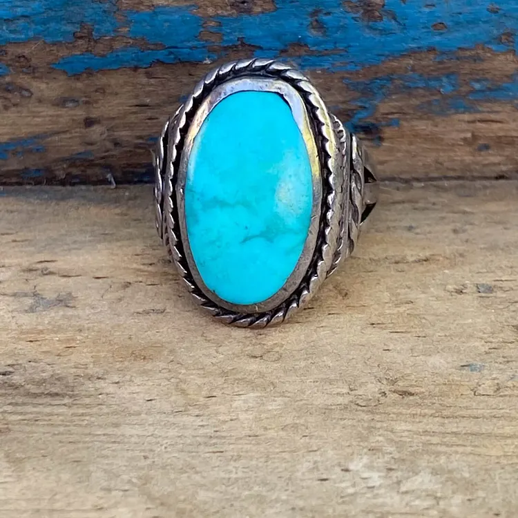 Old Time Worn 1920s Navajo Sterling Silver Ring with Blue Turquoise Size 5 3/4