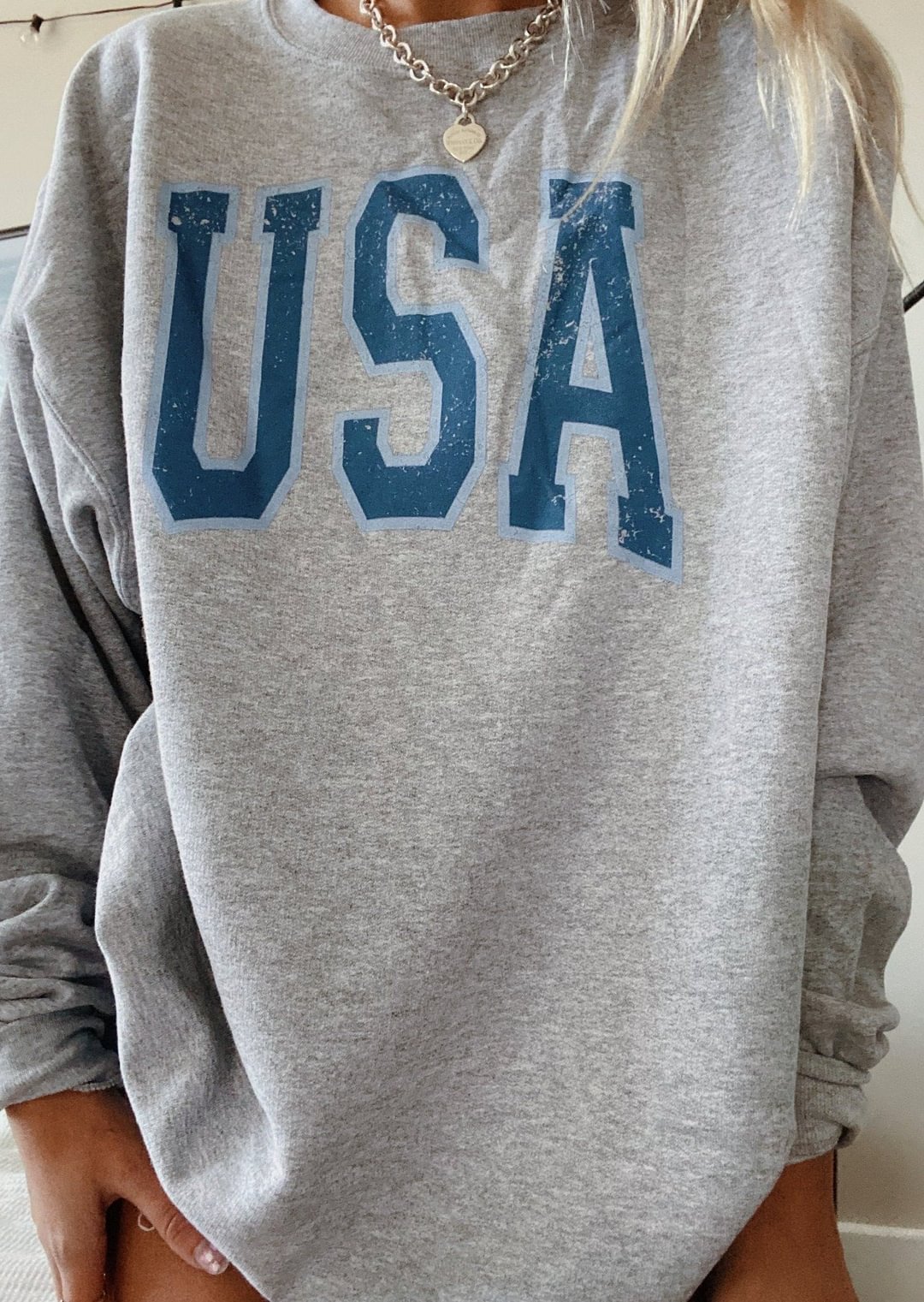 USA CREWNECK August Lemonade August Lemonade
