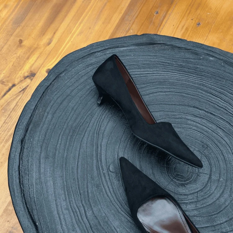 Breakj Breakj Design Sense Retro Pointy Commute Single Shoes In The Fall Of 2025 New French Temperament Kitten Low Heels