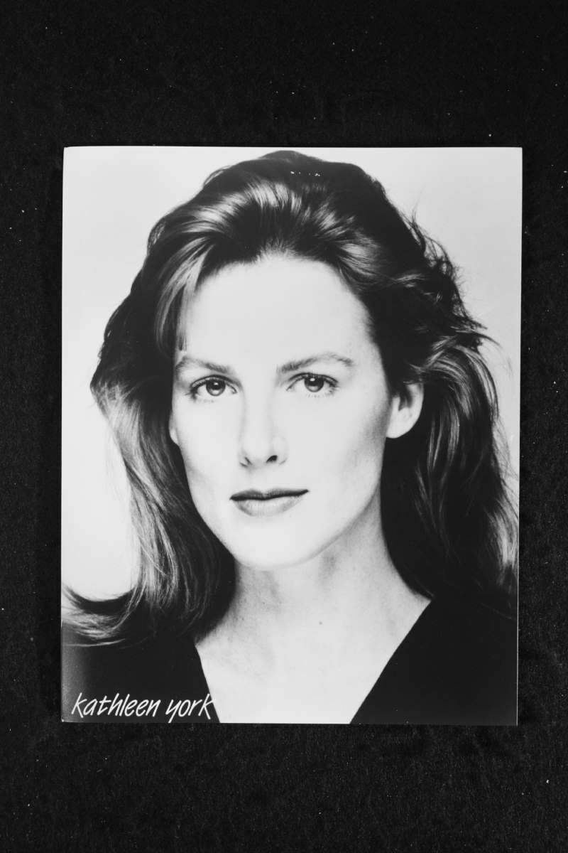 Kathleen York - 8x10 Headshot Photo Poster painting - West Wing