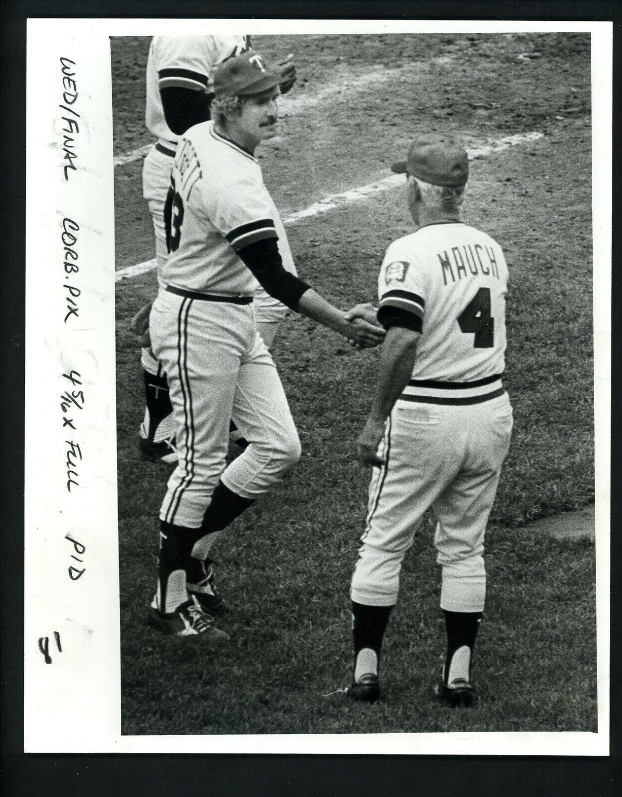 Doug Corbett & Gene Mauch 1980 Press Photo Poster painting Minnesota Twins