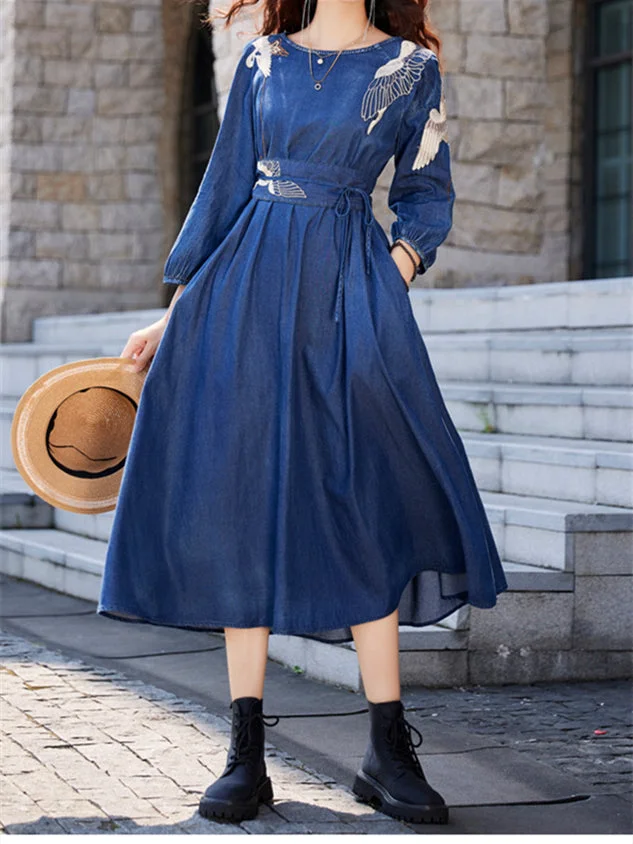 Women's Denim Embroidery 3/4 Sleeve Scoop Neck Dress