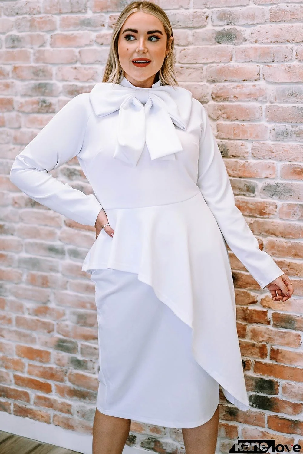 Bow Detail Long Sleeve Dress
