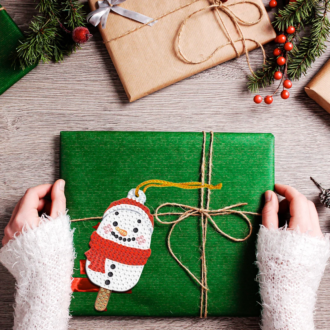 10pcs Christmas Diamond Painting Ornament Ice Cream Christmas Penguin Elk Snowman Gift (Single-sided Shaped Diamond)