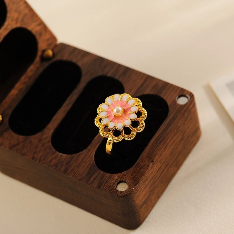 Copper 18K Gold Plated Casual Elegant Luxurious Plating Inlay Chrysanthemum Beads Rings