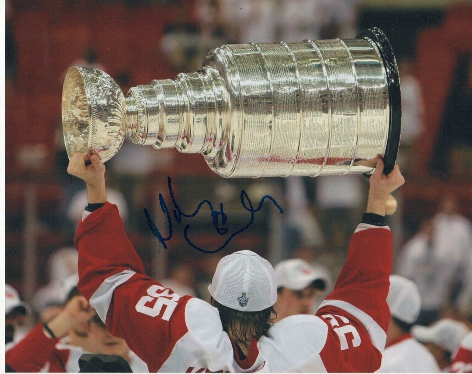 Detroit Red Wings Niklas Kronwall Stanley Cup Signed Autographed 8x10 Photo Poster painting COA