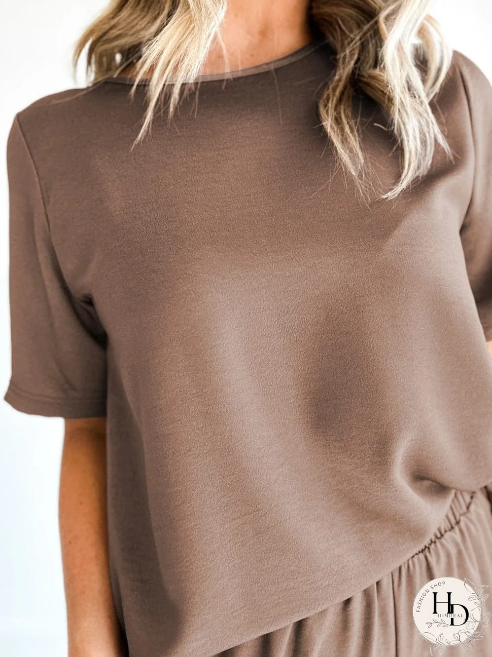 The Perfect Everyday Outfit: Two-Piece Set for Comfort and Style