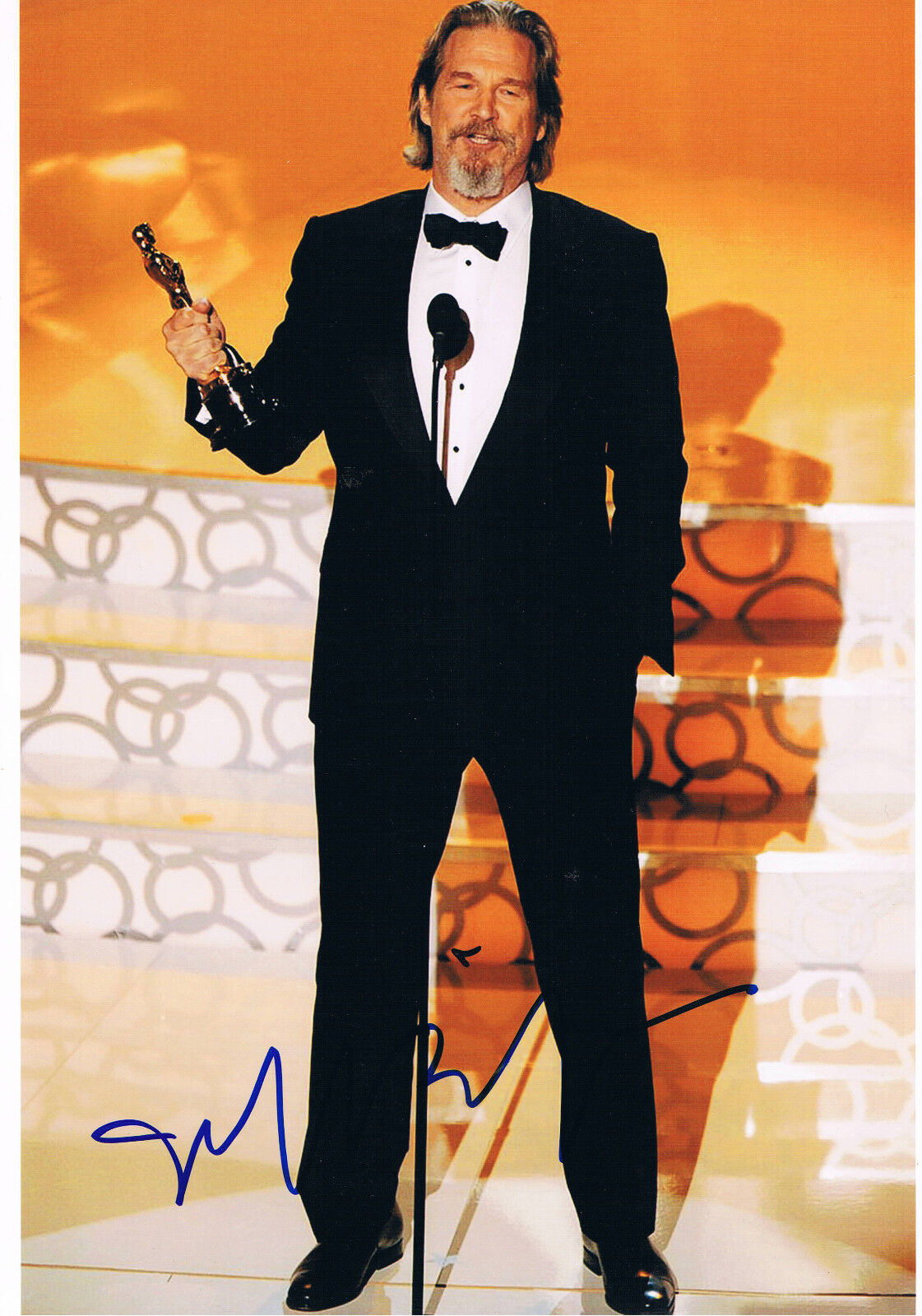 Jeff Bridges 1949- genuine autograph 8x12