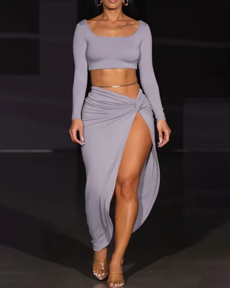 Women's solid color skirt suit
