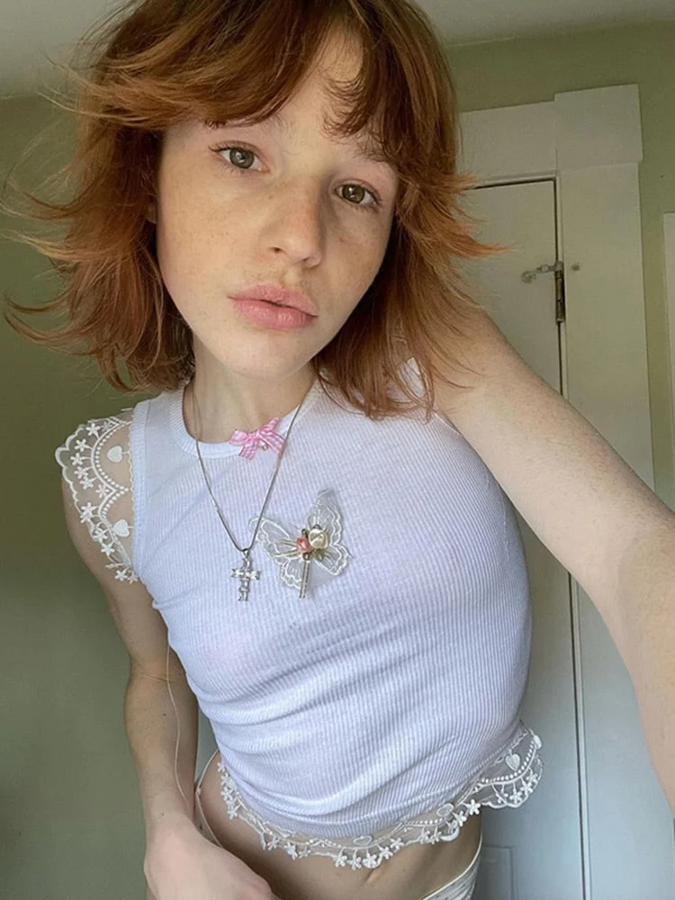 Rapcopter Y2K Butterfly Floral Tank Tops Lace Trim Grunge Fairycore Crop Tops Knitted White O Neck Mini Vest Cute Basic Tee 90s