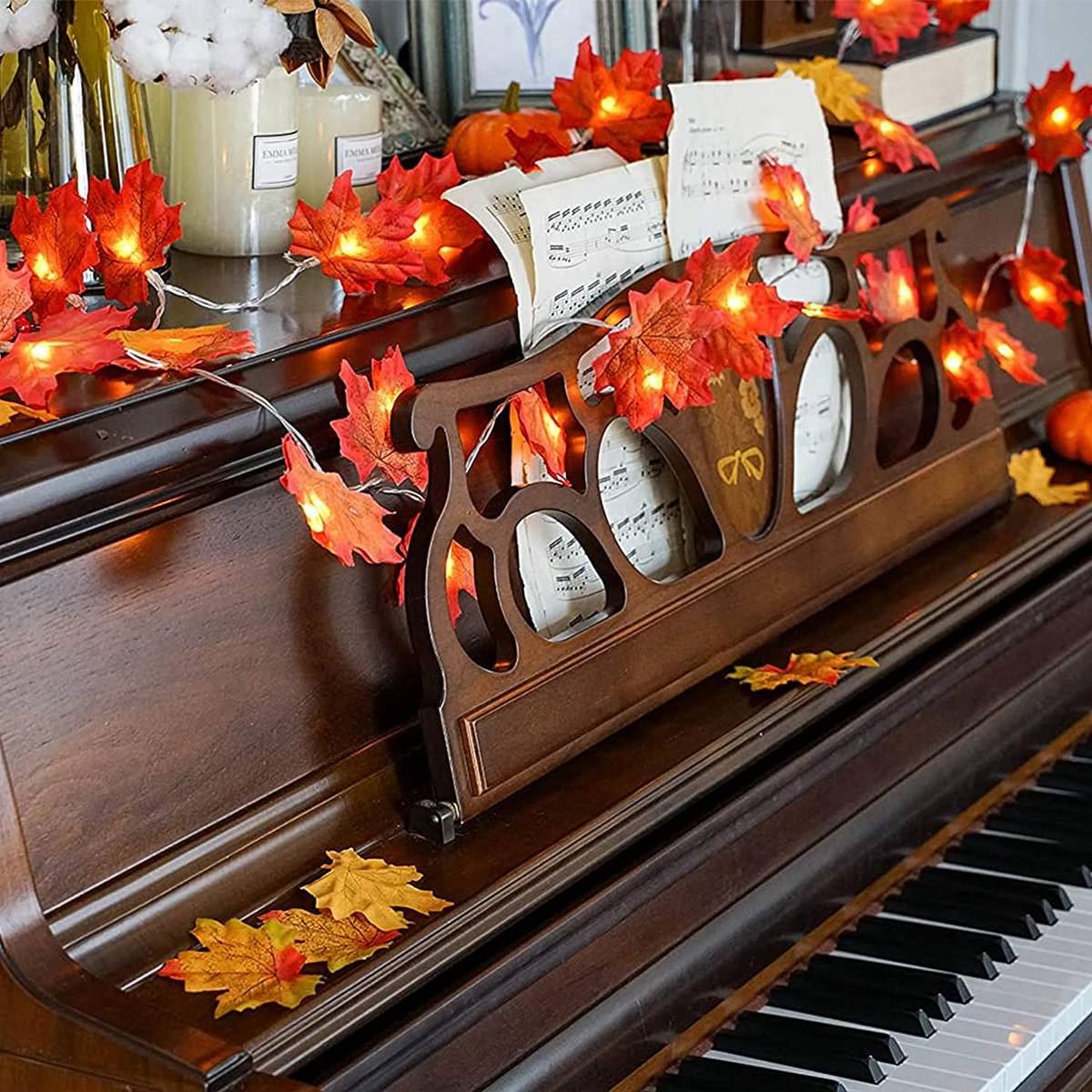 Tegooe Battery Powered Maple Leaf LED String Lights - Fall Holiday Decor