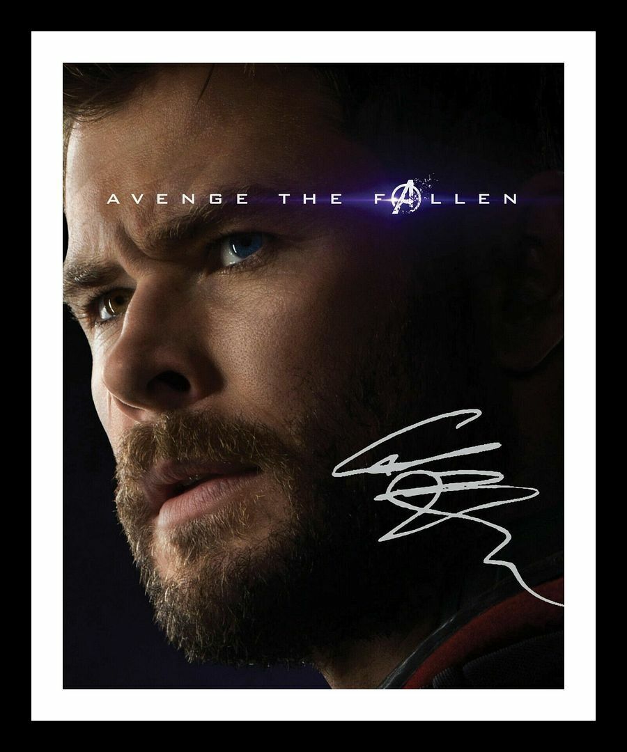 Chris Hemsworth - Thor - The Avengers Autograph Signed & Framed Photo Poster painting 2