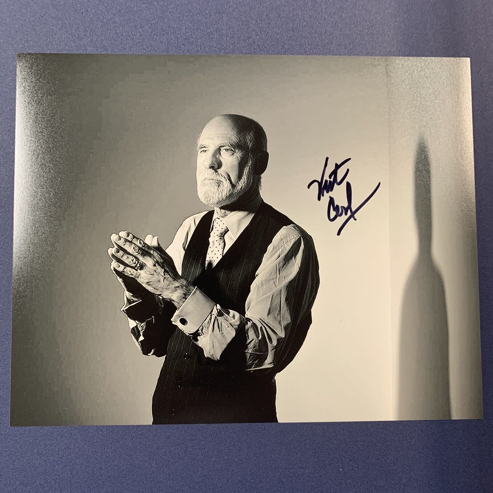 VINT CERF HAND SIGNED 8x10 Photo Poster painting AUTOGRAPHED FOUNDER OF THE INTERNET RARE COA