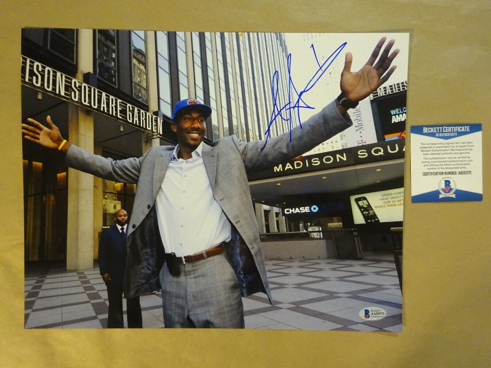 Autographed AMARE STOUDEMIRE Signed 11x14