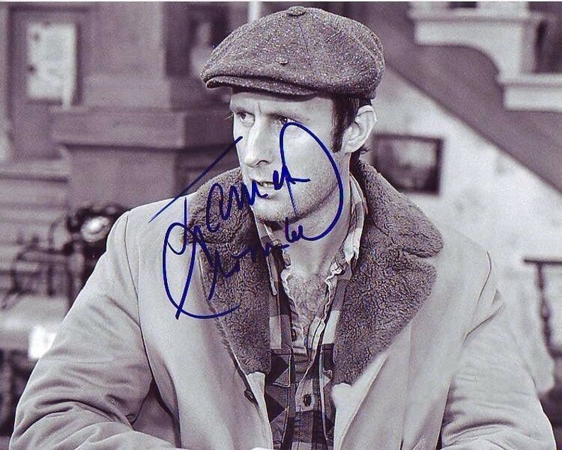 James cromwell signed autographed all in the family stretch cunningham Photo Poster painting