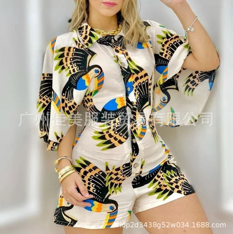 Ueong New Printed Lapel With A Row Of Buttons, Middle-Sleeved Shirt And One-Piece Trousers From Stock