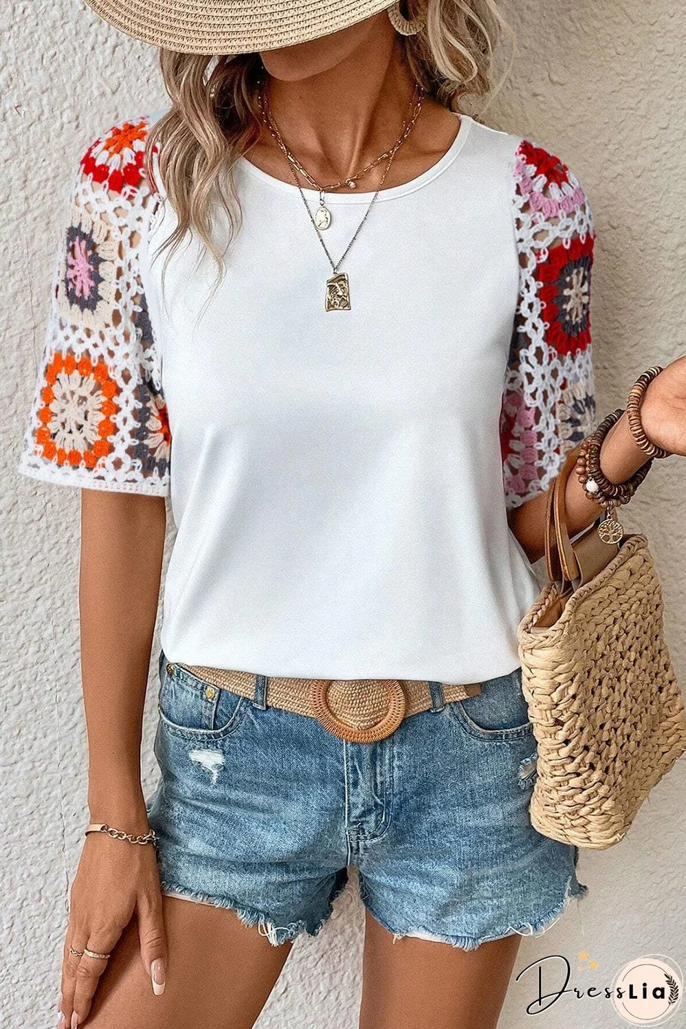 Elegant White Floral Crochet Top with Short Sleeves