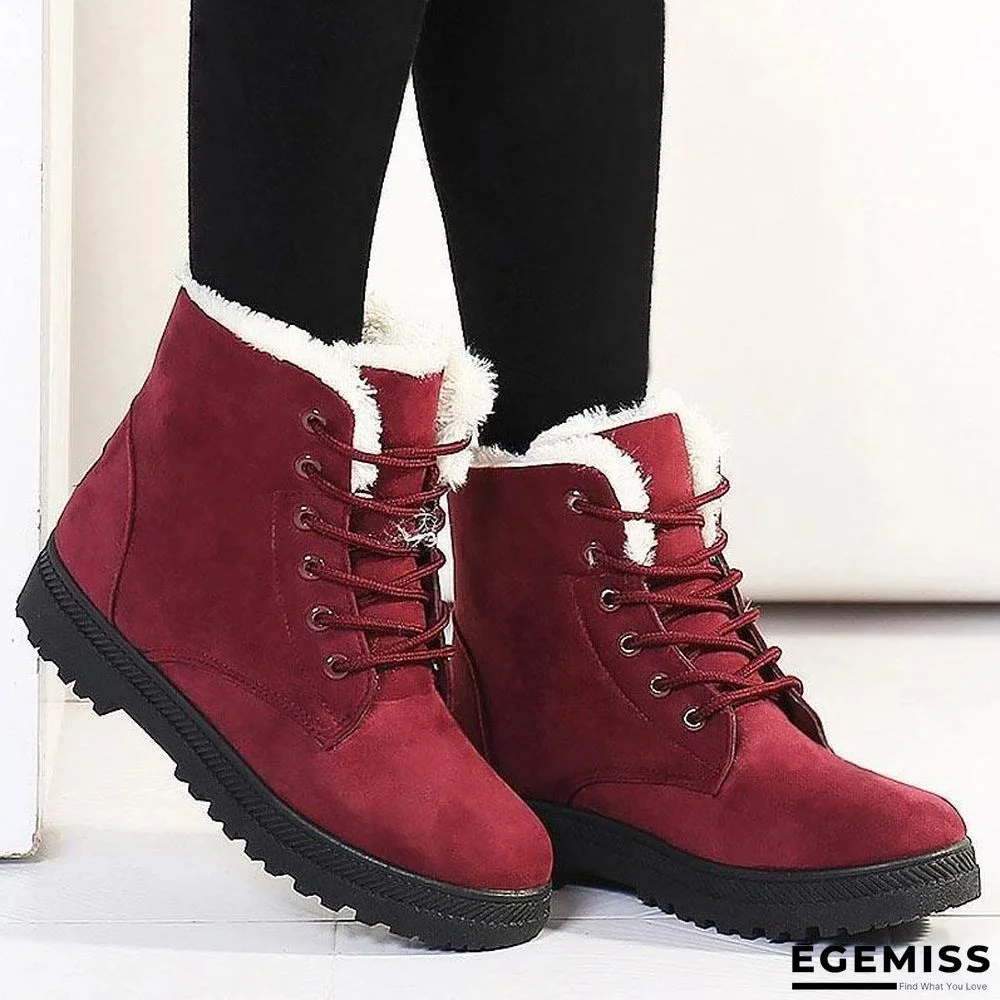 CUTE AND COMFY SNOW BOOTS | EGEMISS