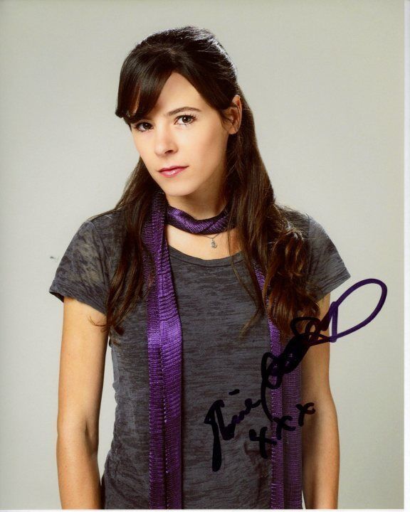 ELAINE CASSIDY Signed Autographed Photo Poster painting